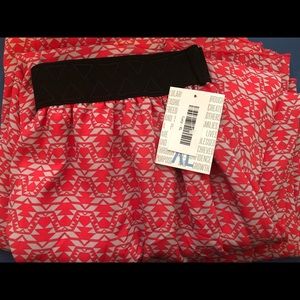 LuLaRoe XL Lucy